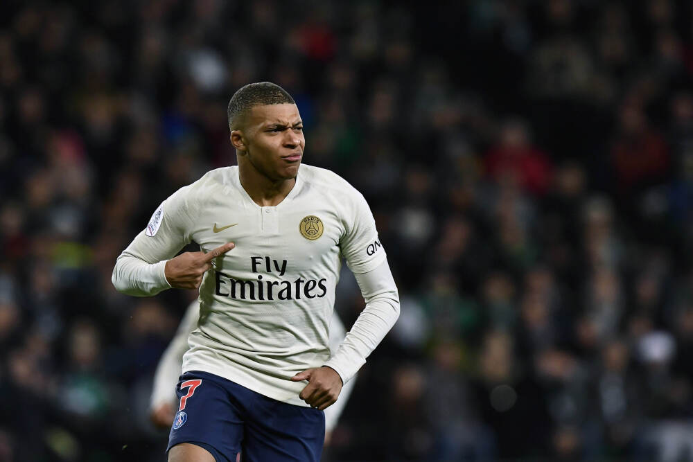 每体：巴萨想签17岁埃及前锋阿卜杜勒卡里姆，最新一份报价被拒绝